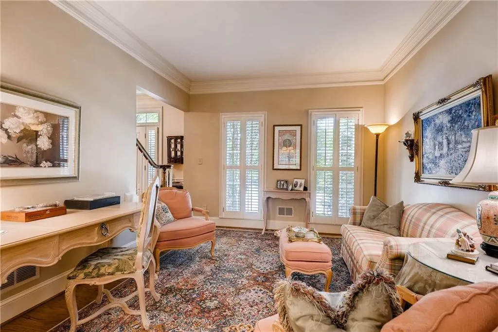 2185 Dunwoody Heritage Drive Ne, Sandy Springs, Georgia 30350, 6 Bedrooms Bedrooms, ,4 BathroomsBathrooms,Residential,Sold,2185 Dunwoody Heritage Drive Ne,6025431