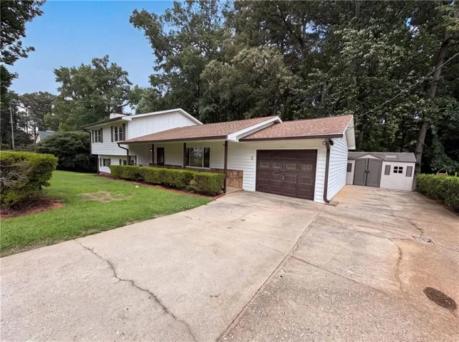 4378 Shady Drive Nw, Lilburn, Georgia 30047