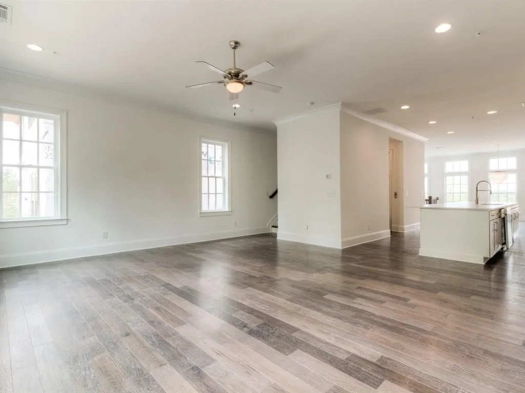 6613 Cadence Boulevard Unit 4, Sandy Springs, Georgia 30328, 2 Bedrooms Bedrooms, ,3 BathroomsBathrooms,Residential,Sold,6613 Cadence Boulevard Unit 4,5992402