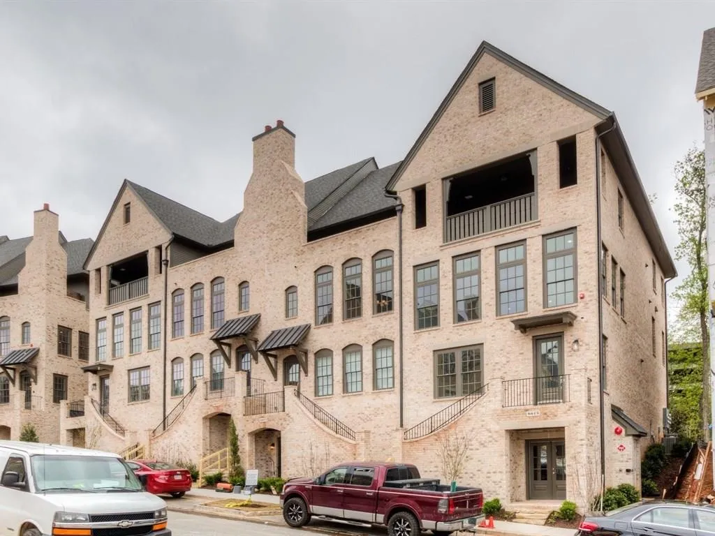 6613 Cadence Boulevard Unit 4, Sandy Springs, Georgia 30328, 2 Bedrooms Bedrooms, ,3 BathroomsBathrooms,Residential,Sold,6613 Cadence Boulevard Unit 4,5992402