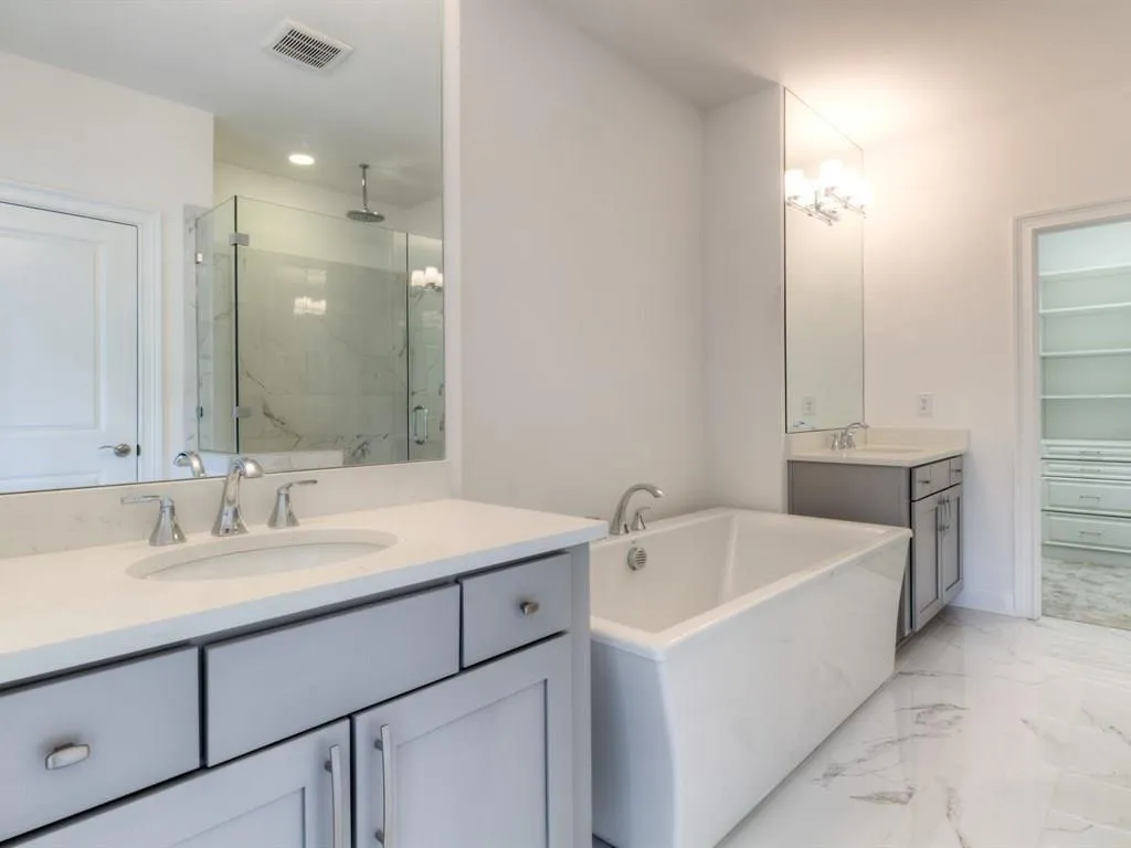 6613 Cadence Boulevard Unit 4, Sandy Springs, Georgia 30328, 2 Bedrooms Bedrooms, ,3 BathroomsBathrooms,Residential,Sold,6613 Cadence Boulevard Unit 4,5992402