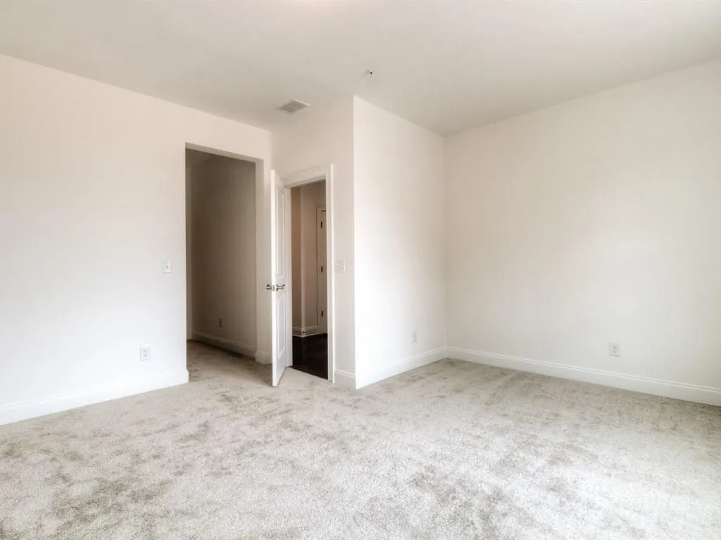 6613 Cadence Boulevard Unit 4, Sandy Springs, Georgia 30328, 2 Bedrooms Bedrooms, ,3 BathroomsBathrooms,Residential,Sold,6613 Cadence Boulevard Unit 4,5992402