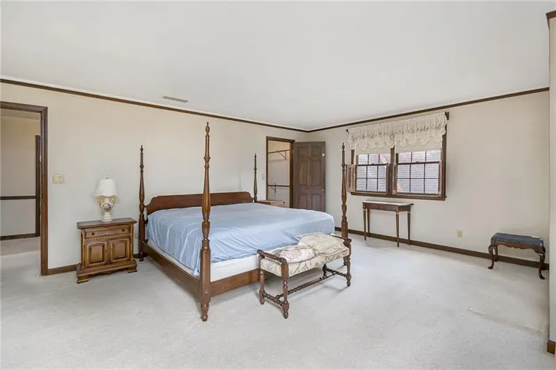 285 Old College Way, Sandy Springs, Georgia 30328, 5 Bedrooms Bedrooms, ,4 BathroomsBathrooms,Residential,Sold,285 Old College Way,7066468