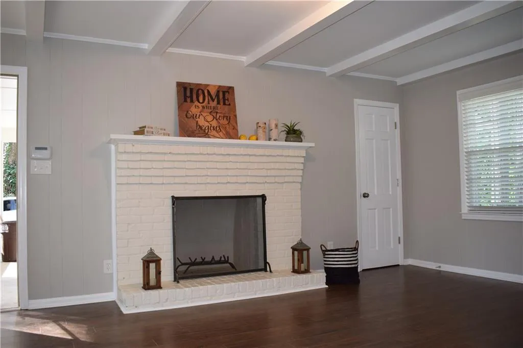 6535 Wright Road, Sandy Springs, Georgia 30328, 3 Bedrooms Bedrooms, ,2 BathroomsBathrooms,Residential,Sold,6535 Wright Road,6112418