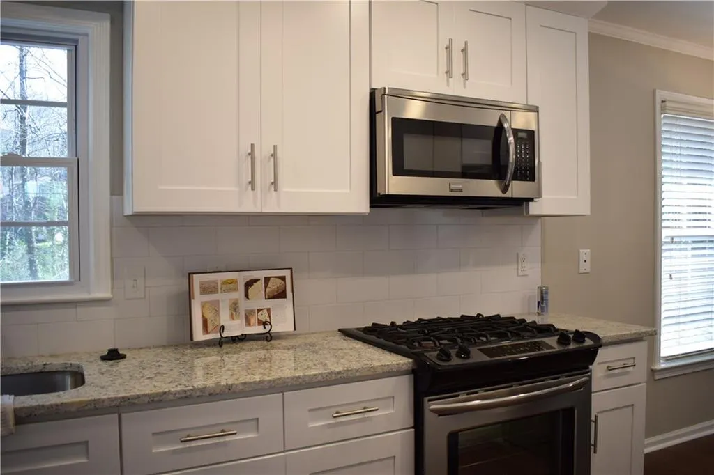 6535 Wright Road, Sandy Springs, Georgia 30328, 3 Bedrooms Bedrooms, ,2 BathroomsBathrooms,Residential,Sold,6535 Wright Road,6112418