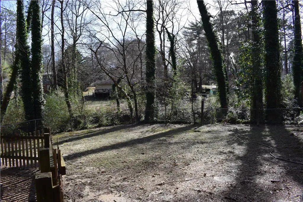 6535 Wright Road, Sandy Springs, Georgia 30328, 3 Bedrooms Bedrooms, ,2 BathroomsBathrooms,Residential,Sold,6535 Wright Road,6112418