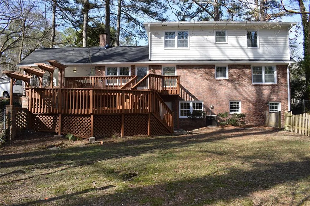 6535 Wright Road, Sandy Springs, Georgia 30328, 3 Bedrooms Bedrooms, ,2 BathroomsBathrooms,Residential,Sold,6535 Wright Road,6112418