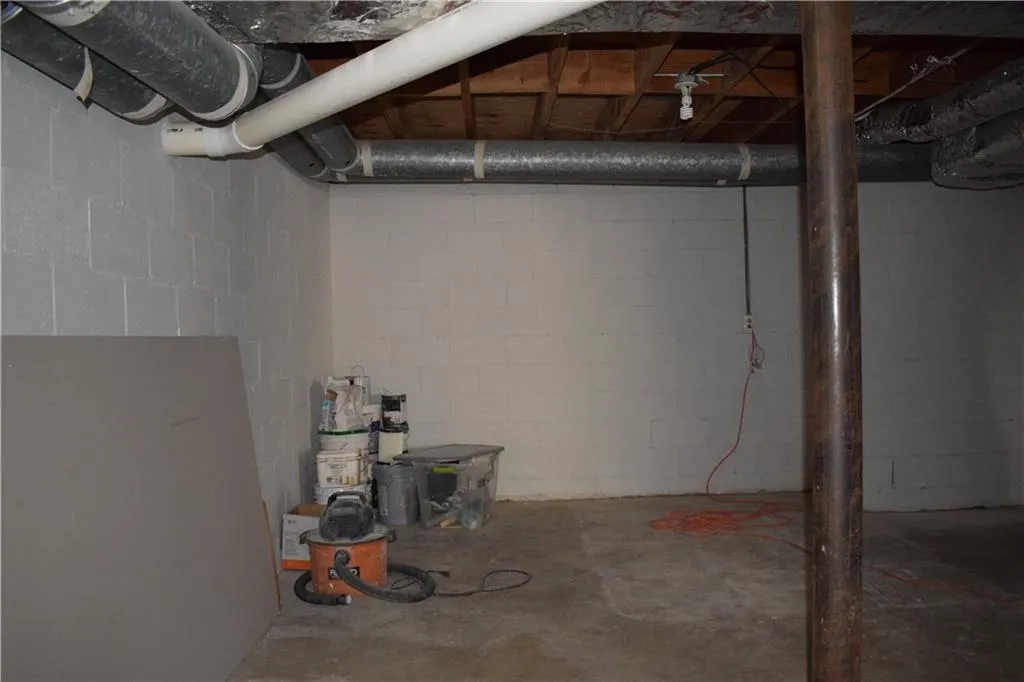 6535 Wright Road, Sandy Springs, Georgia 30328, 3 Bedrooms Bedrooms, ,2 BathroomsBathrooms,Residential,Sold,6535 Wright Road,6112418