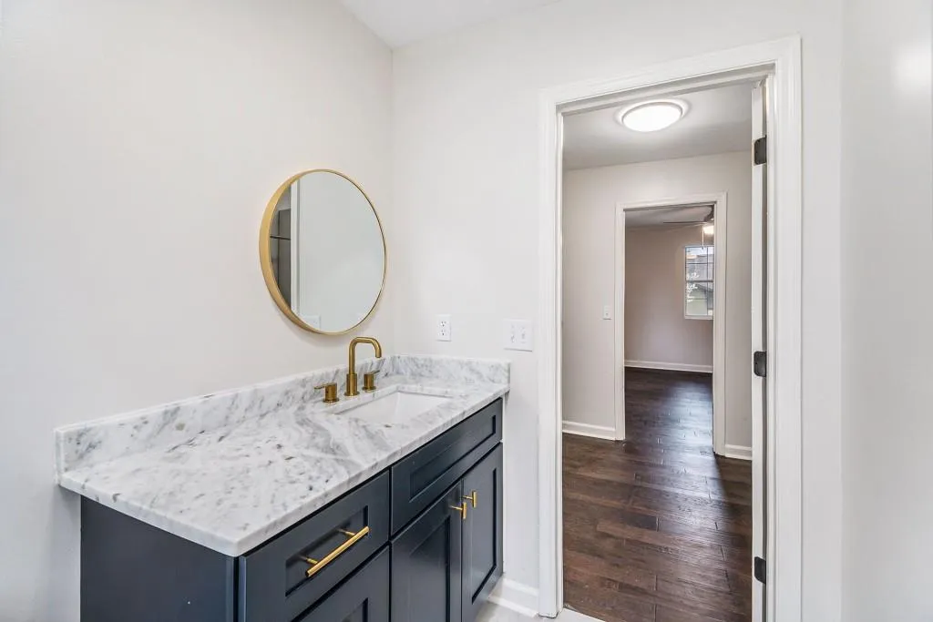 270 E Belle Isle Road, Atlanta, Georgia 30342, 3 Bedrooms Bedrooms, ,3 BathroomsBathrooms,Residential,Sold,270 E Belle Isle Road,7015002