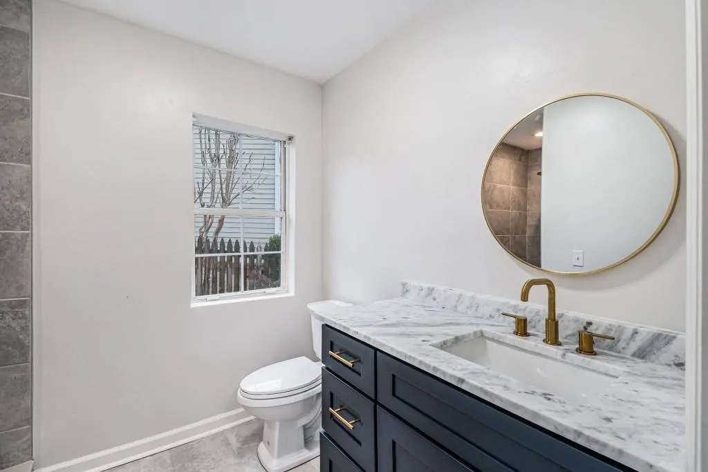 270 E Belle Isle Road, Atlanta, Georgia 30342, 3 Bedrooms Bedrooms, ,3 BathroomsBathrooms,Residential,Sold,270 E Belle Isle Road,7015002