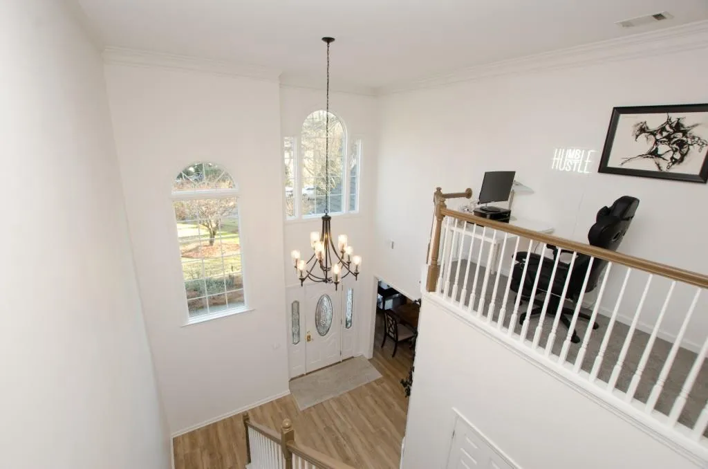 545 Montrose Lane, Sandy Springs, Georgia 30328, 4 Bedrooms Bedrooms, ,2 BathroomsBathrooms,Residential,Sold,545 Montrose Lane,7505396