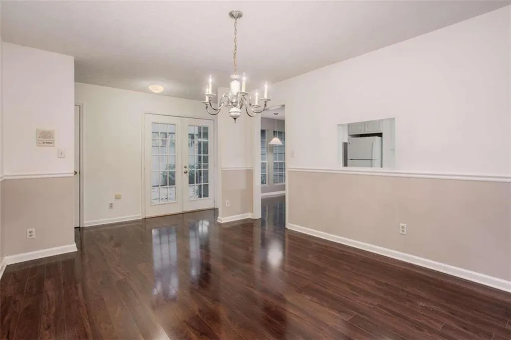 285 Glen Lake, Sandy Springs, Georgia 30327, 4 Bedrooms Bedrooms, ,3 BathroomsBathrooms,Residential,Sold,285 Glen Lake,6964431