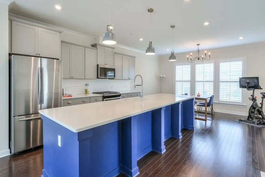 2032 Holtz Lane Nw, Atlanta, Georgia 30318, 3 Bedrooms Bedrooms, ,3 BathroomsBathrooms,Residential,For Sale,2032 Holtz Lane Nw,7634488