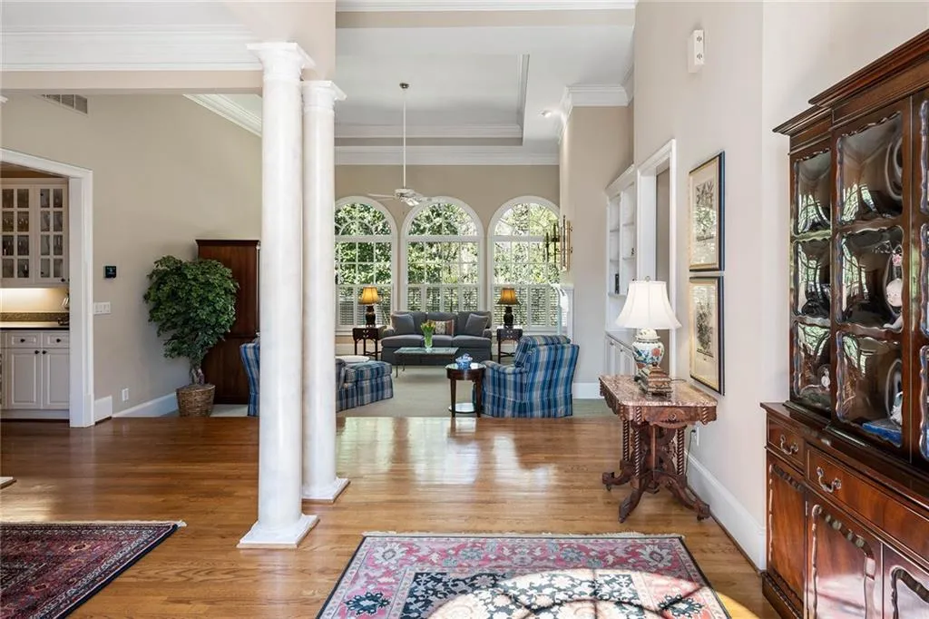 620 Telford Place Ne, Sandy Springs, Georgia 30342, 4 Bedrooms Bedrooms, ,3 BathroomsBathrooms,Residential,Sold,620 Telford Place Ne,7186851