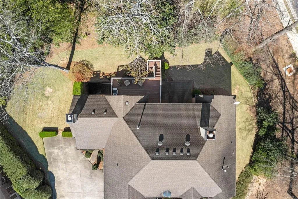 620 Telford Place Ne, Sandy Springs, Georgia 30342, 4 Bedrooms Bedrooms, ,3 BathroomsBathrooms,Residential,Sold,620 Telford Place Ne,7186851