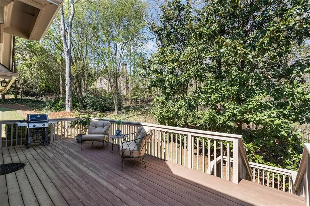 620 Telford Place Ne, Sandy Springs, Georgia 30342, 4 Bedrooms Bedrooms, ,3 BathroomsBathrooms,Residential,Sold,620 Telford Place Ne,7186851