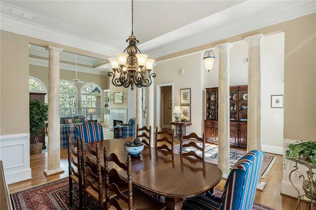 620 Telford Place Ne, Sandy Springs, Georgia 30342, 4 Bedrooms Bedrooms, ,3 BathroomsBathrooms,Residential,Sold,620 Telford Place Ne,7186851