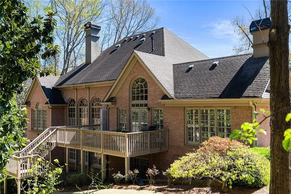 620 Telford Place Ne, Sandy Springs, Georgia 30342, 4 Bedrooms Bedrooms, ,3 BathroomsBathrooms,Residential,Sold,620 Telford Place Ne,7186851