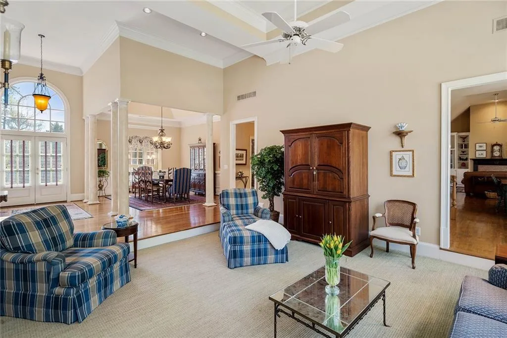 620 Telford Place Ne, Sandy Springs, Georgia 30342, 4 Bedrooms Bedrooms, ,3 BathroomsBathrooms,Residential,Sold,620 Telford Place Ne,7186851