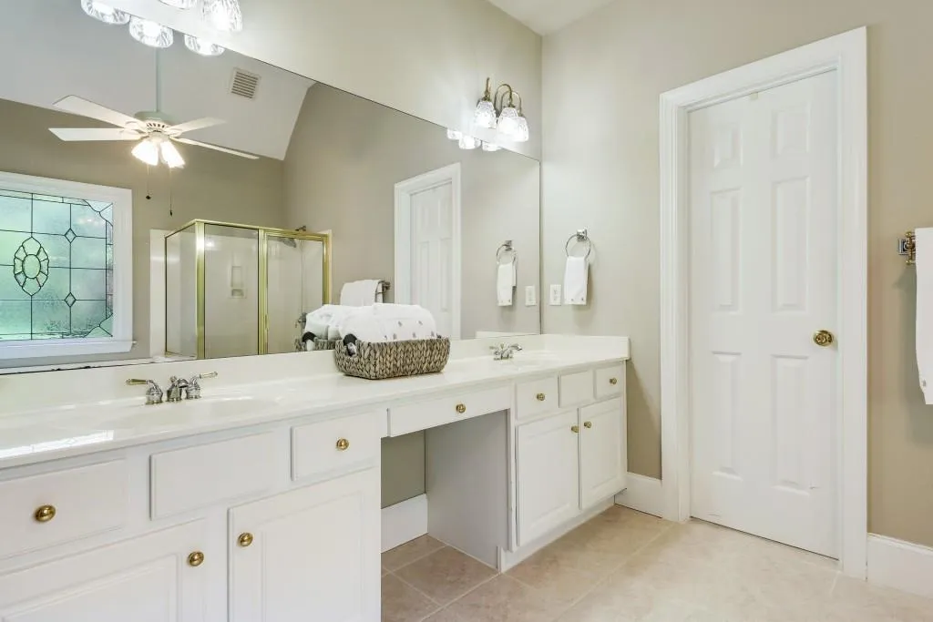 805 Spalding Heights Drive, Sandy Springs, Georgia 30350, 4 Bedrooms Bedrooms, ,3 BathroomsBathrooms,Residential,Sold,805 Spalding Heights Drive,5875140