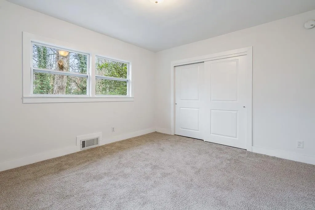5500 Sherrell Drive, Atlanta, Georgia 30342, 3 Bedrooms Bedrooms, ,2 BathroomsBathrooms,Residential,Sold,5500 Sherrell Drive,6732172