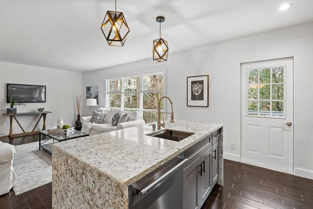 5500 Sherrell Drive, Atlanta, Georgia 30342, 3 Bedrooms Bedrooms, ,2 BathroomsBathrooms,Residential,Sold,5500 Sherrell Drive,6732172