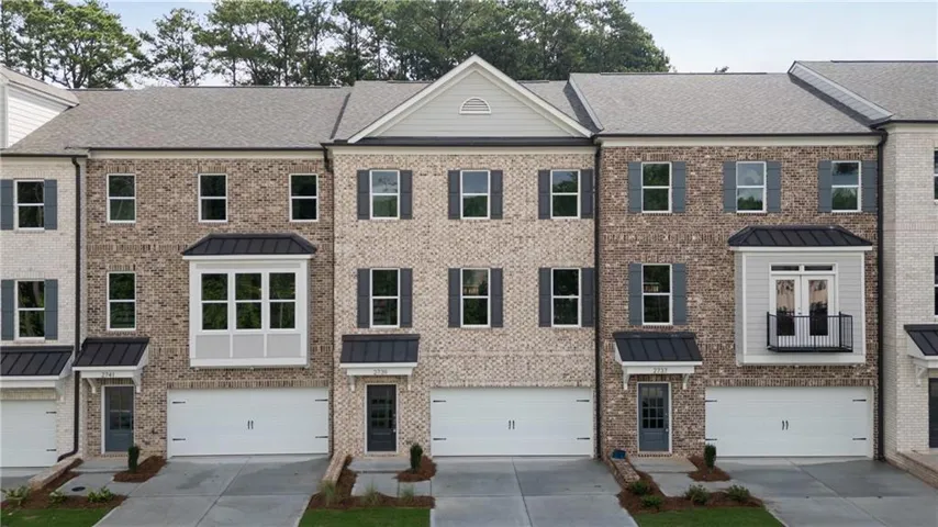 2739 Hallwood Lane, Suwanee, Georgia 30024