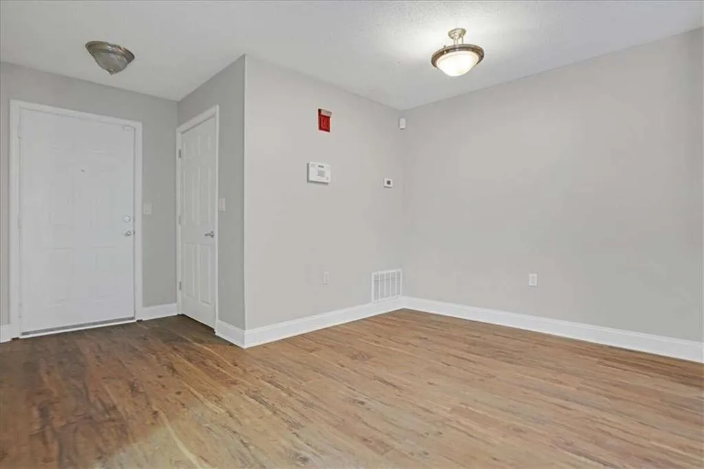6103 Santa Fe Parkway, Sandy Springs, Georgia 30350, 2 Bedrooms Bedrooms, ,2 BathroomsBathrooms,Residential,Sold,6103 Santa Fe Parkway,7369213