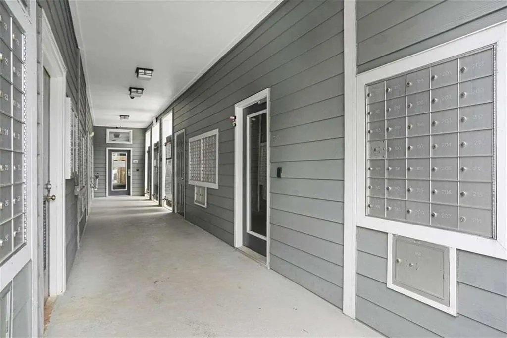 6103 Santa Fe Parkway, Sandy Springs, Georgia 30350, 2 Bedrooms Bedrooms, ,2 BathroomsBathrooms,Residential,Sold,6103 Santa Fe Parkway,7369213
