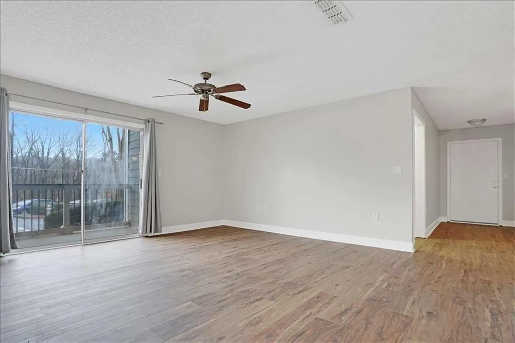 6103 Santa Fe Parkway, Sandy Springs, Georgia 30350, 2 Bedrooms Bedrooms, ,2 BathroomsBathrooms,Residential,Sold,6103 Santa Fe Parkway,7369213