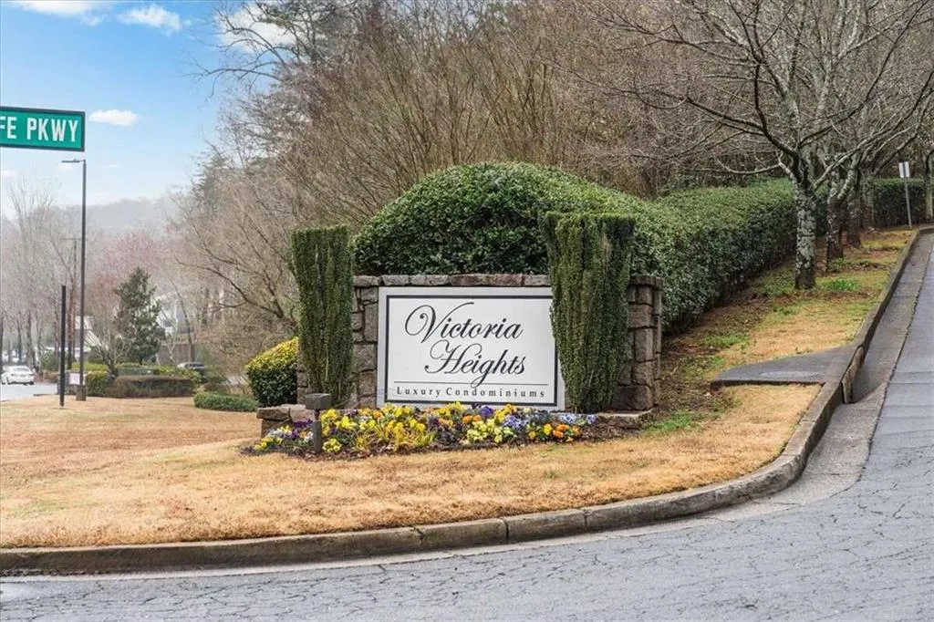 6103 Santa Fe Parkway, Sandy Springs, Georgia 30350, 2 Bedrooms Bedrooms, ,2 BathroomsBathrooms,Residential,Sold,6103 Santa Fe Parkway,7369213