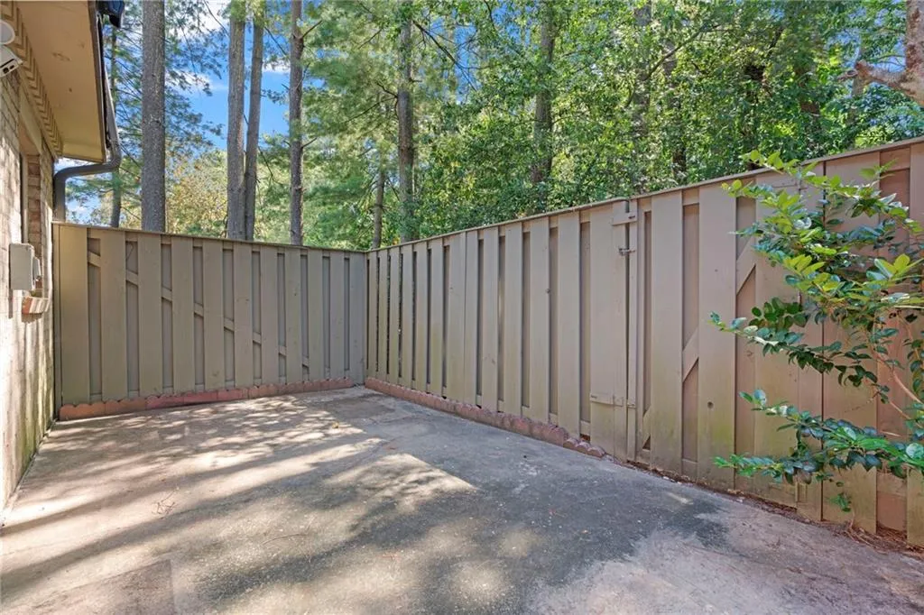 45 Glenald Way Nw, Atlanta, Georgia 30327, 2 Bedrooms Bedrooms, ,1 BathroomBathrooms,Residential,For Sale,45 Glenald Way Nw,7623257