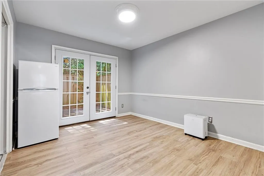 45 Glenald Way Nw, Atlanta, Georgia 30327, 2 Bedrooms Bedrooms, ,1 BathroomBathrooms,Residential,For Sale,45 Glenald Way Nw,7623257