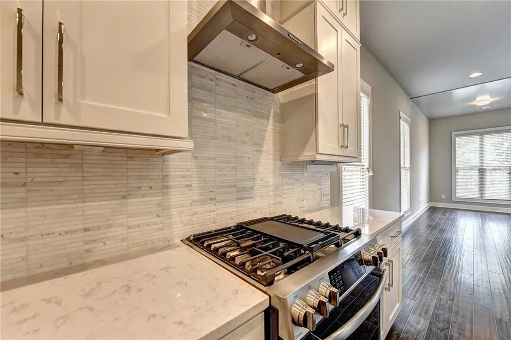 4337 Parkside Place Unit 10, Sandy Springs, Georgia 30342, 3 Bedrooms Bedrooms, ,3 BathroomsBathrooms,Residential,Sold,4337 Parkside Place Unit 10,6114593