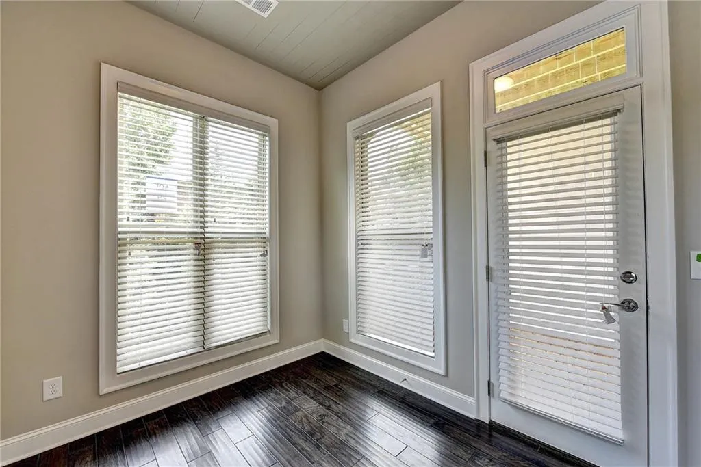 4337 Parkside Place Unit 10, Sandy Springs, Georgia 30342, 3 Bedrooms Bedrooms, ,3 BathroomsBathrooms,Residential,Sold,4337 Parkside Place Unit 10,6114593