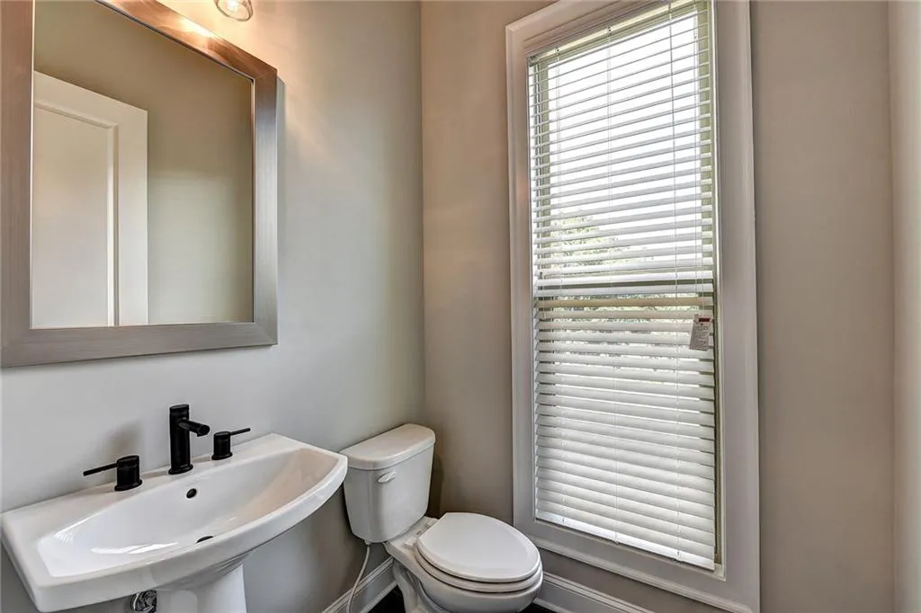 4337 Parkside Place Unit 10, Sandy Springs, Georgia 30342, 3 Bedrooms Bedrooms, ,3 BathroomsBathrooms,Residential,Sold,4337 Parkside Place Unit 10,6114593