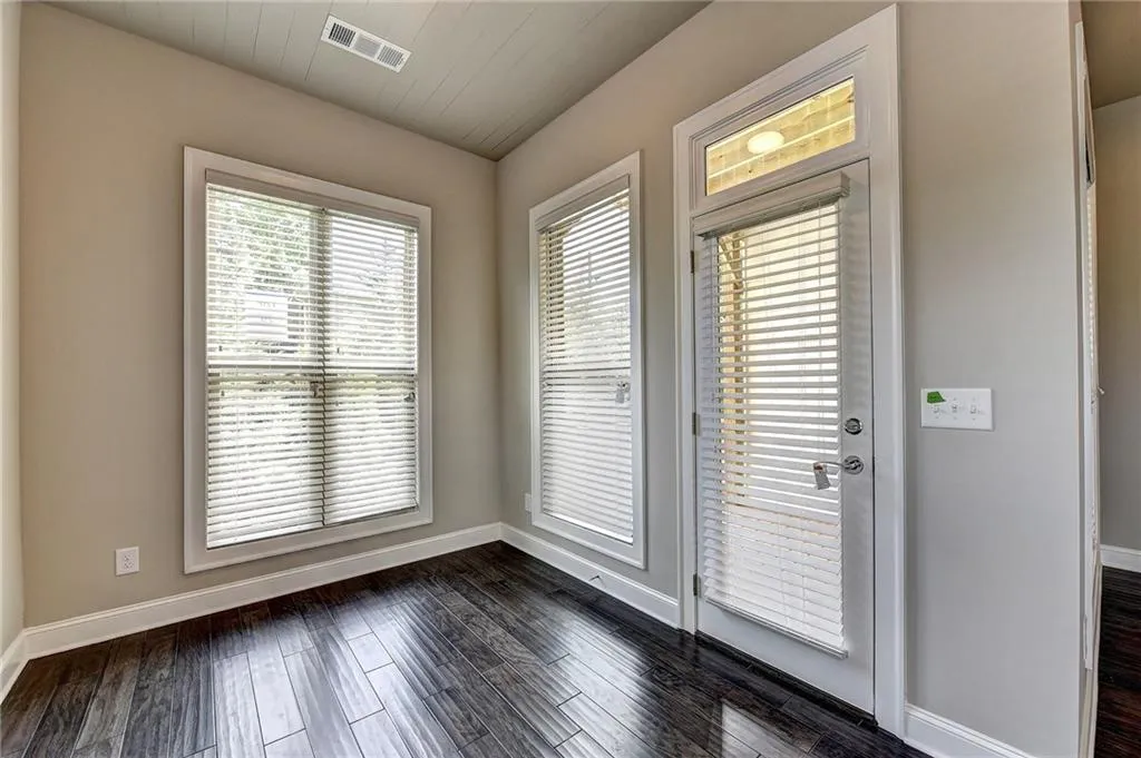 4337 Parkside Place Unit 10, Sandy Springs, Georgia 30342, 3 Bedrooms Bedrooms, ,3 BathroomsBathrooms,Residential,Sold,4337 Parkside Place Unit 10,6114593