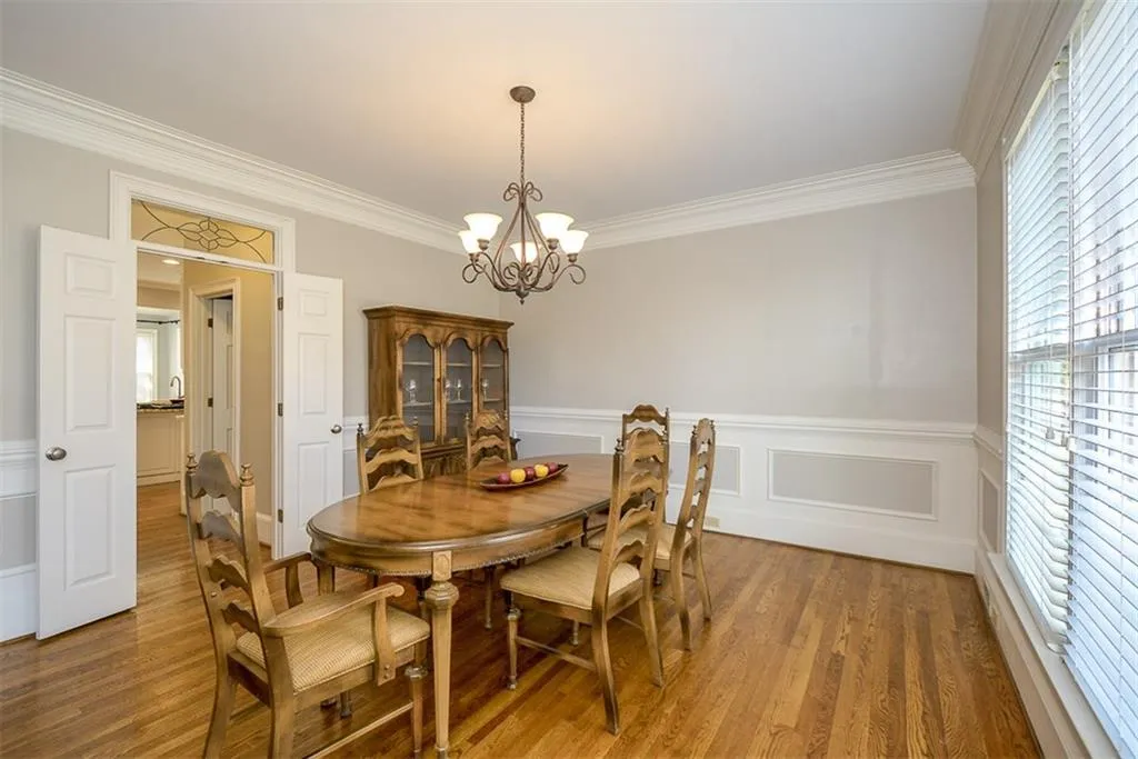 7670 Blandford Place, Sandy Springs, Georgia 30350, 5 Bedrooms Bedrooms, ,4 BathroomsBathrooms,Residential,Sold,7670 Blandford Place,6106140