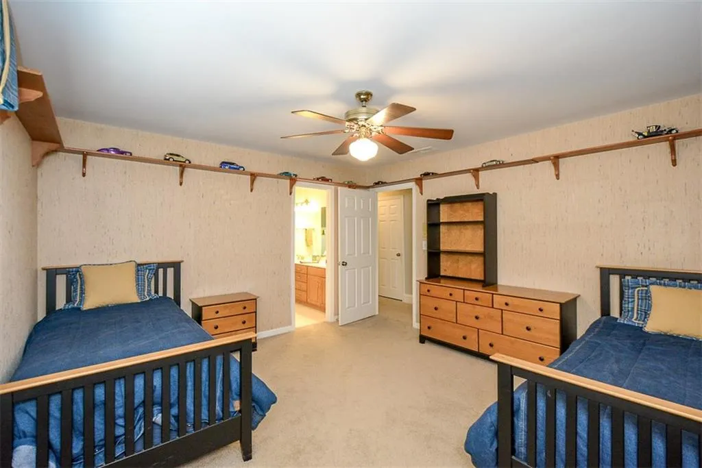 7670 Blandford Place, Sandy Springs, Georgia 30350, 5 Bedrooms Bedrooms, ,4 BathroomsBathrooms,Residential,Sold,7670 Blandford Place,6106140