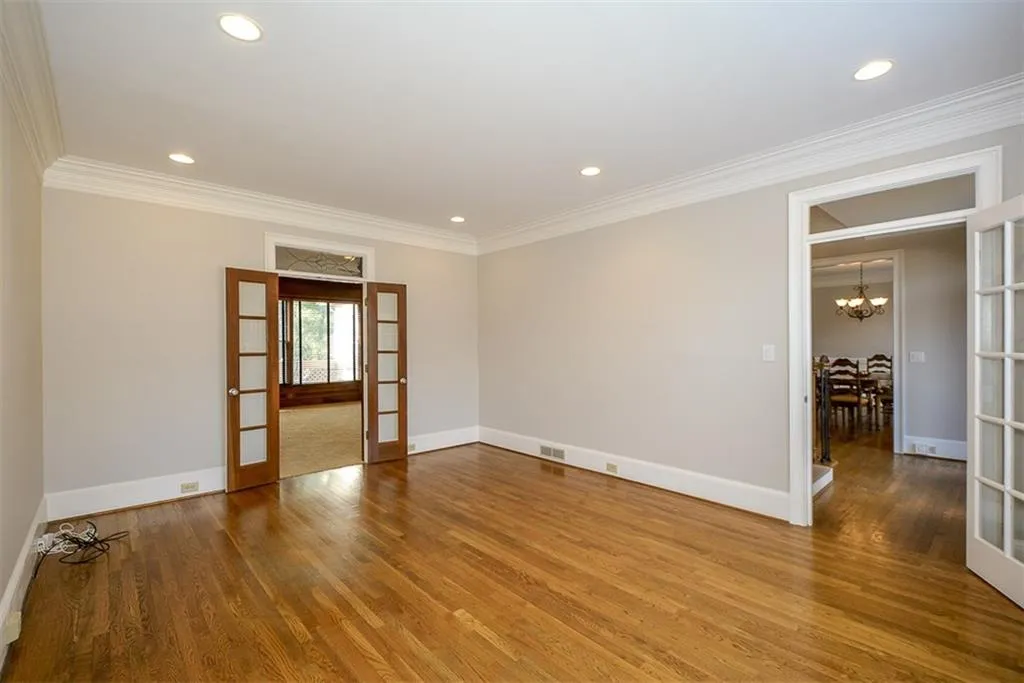 7670 Blandford Place, Sandy Springs, Georgia 30350, 5 Bedrooms Bedrooms, ,4 BathroomsBathrooms,Residential,Sold,7670 Blandford Place,6106140