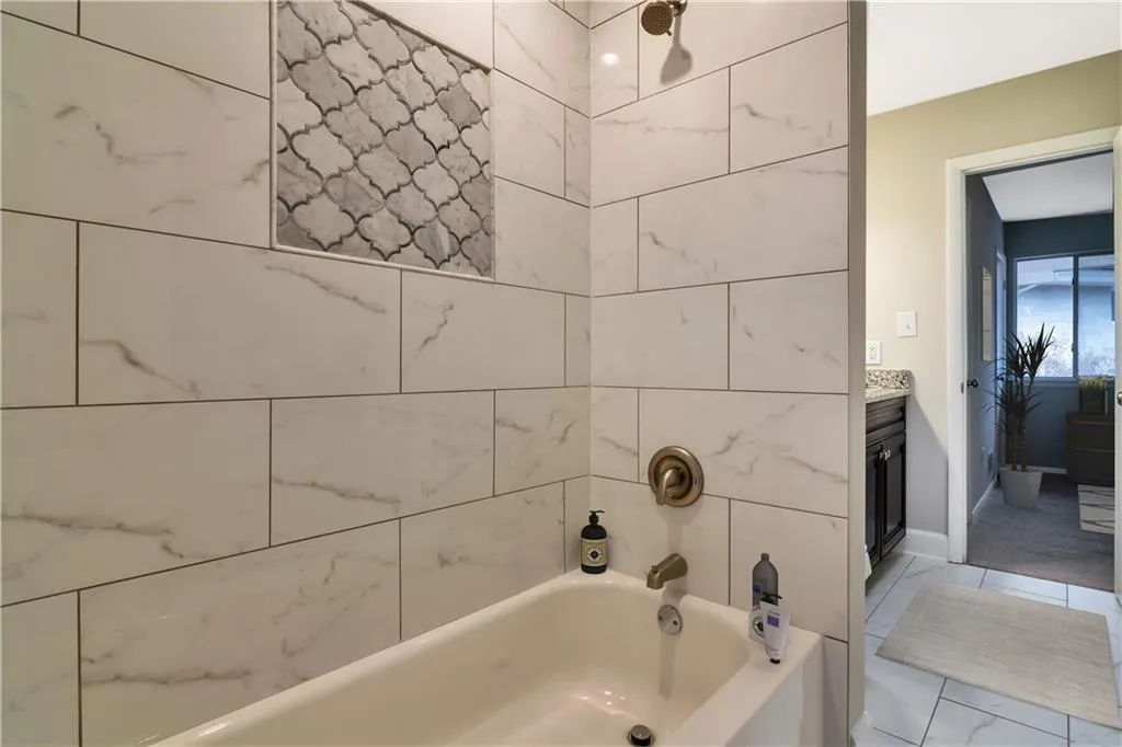 346 Carpenter Drive Unit 78, Atlanta, Georgia 30328, 2 Bedrooms Bedrooms, ,1 BathroomBathrooms,Residential,Sold,346 Carpenter Drive Unit 78,6658381