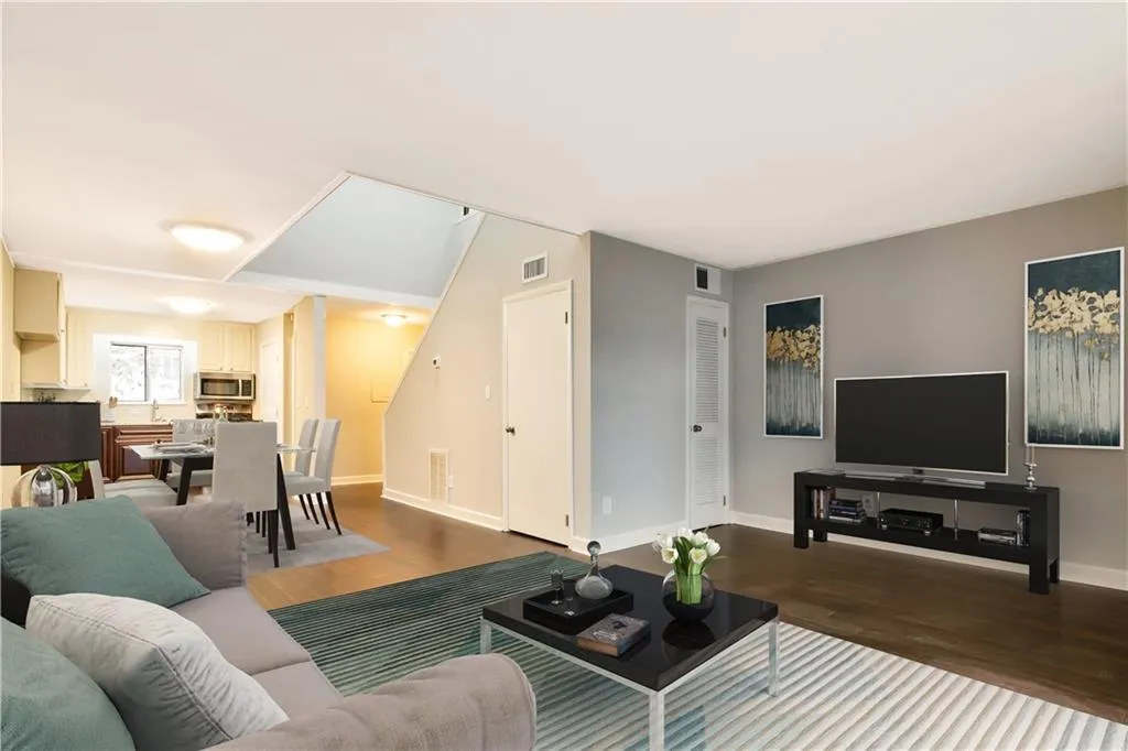 346 Carpenter Drive Unit 78, Atlanta, Georgia 30328, 2 Bedrooms Bedrooms, ,1 BathroomBathrooms,Residential,Sold,346 Carpenter Drive Unit 78,6658381