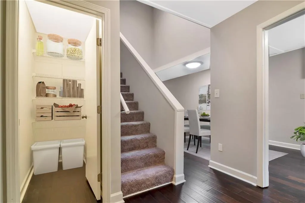 346 Carpenter Drive Unit 78, Atlanta, Georgia 30328, 2 Bedrooms Bedrooms, ,1 BathroomBathrooms,Residential,Sold,346 Carpenter Drive Unit 78,6658381