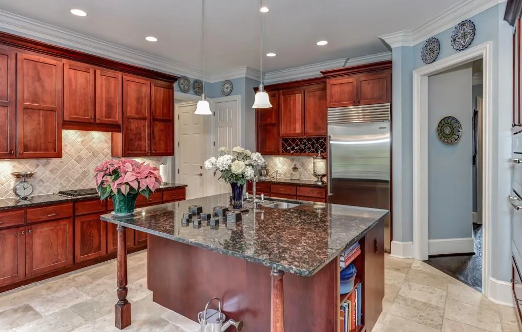 515 Enclave Circle, Atlanta, Georgia 30342, 5 Bedrooms Bedrooms, ,4 BathroomsBathrooms,Residential,Sold,515 Enclave Circle,5626967