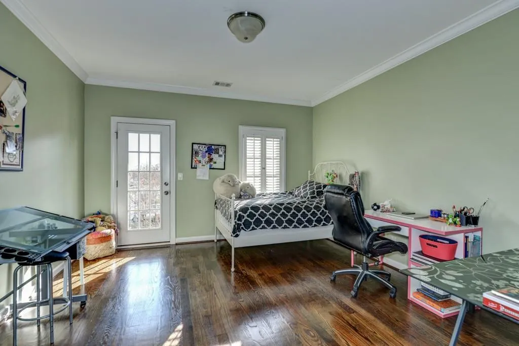 515 Enclave Circle, Atlanta, Georgia 30342, 5 Bedrooms Bedrooms, ,4 BathroomsBathrooms,Residential,Sold,515 Enclave Circle,5626967