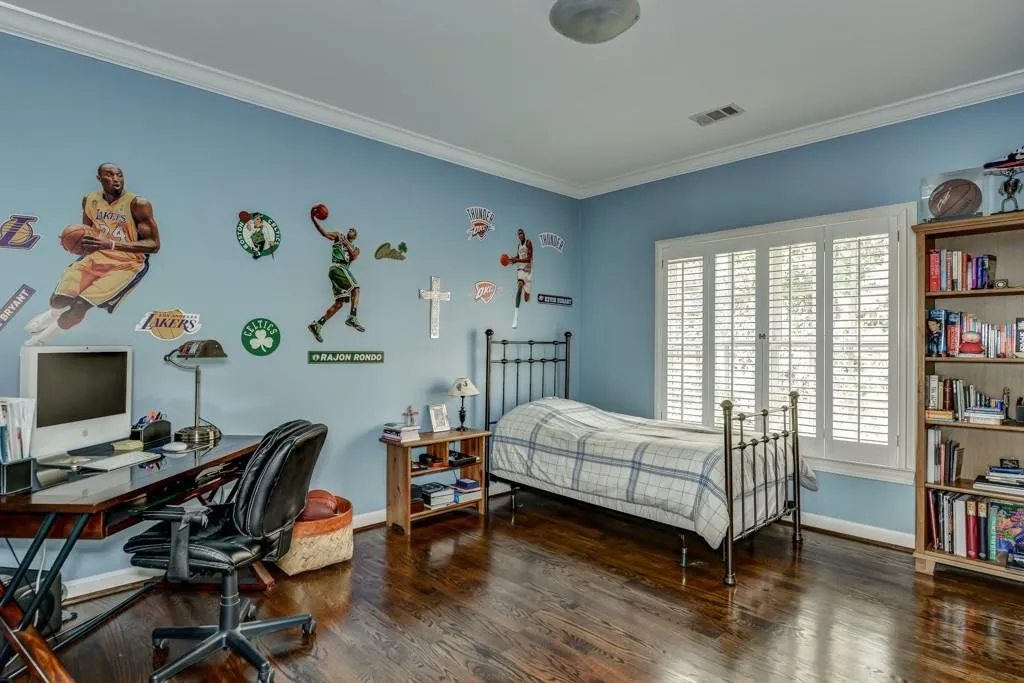 515 Enclave Circle, Atlanta, Georgia 30342, 5 Bedrooms Bedrooms, ,4 BathroomsBathrooms,Residential,Sold,515 Enclave Circle,5626967