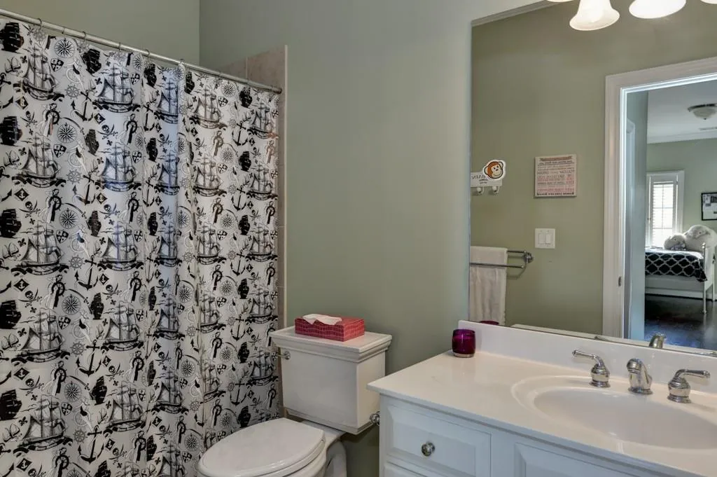 515 Enclave Circle, Atlanta, Georgia 30342, 5 Bedrooms Bedrooms, ,4 BathroomsBathrooms,Residential,Sold,515 Enclave Circle,5626967