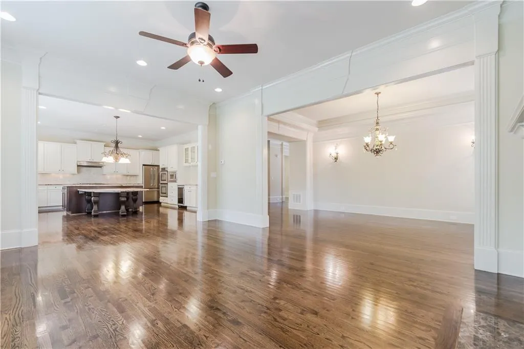 6284 Mount Vernon Oaks Drive, Sandy Springs, Georgia 30328, 5 Bedrooms Bedrooms, ,4 BathroomsBathrooms,Residential,Sold,6284 Mount Vernon Oaks Drive,5705636