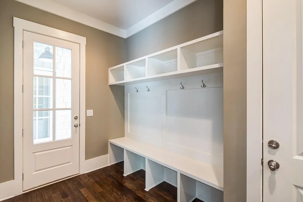 475 Montevallo Drive, Sandy Springs, Georgia 30342, 5 Bedrooms Bedrooms, ,5 BathroomsBathrooms,Residential,Sold,475 Montevallo Drive,5818250