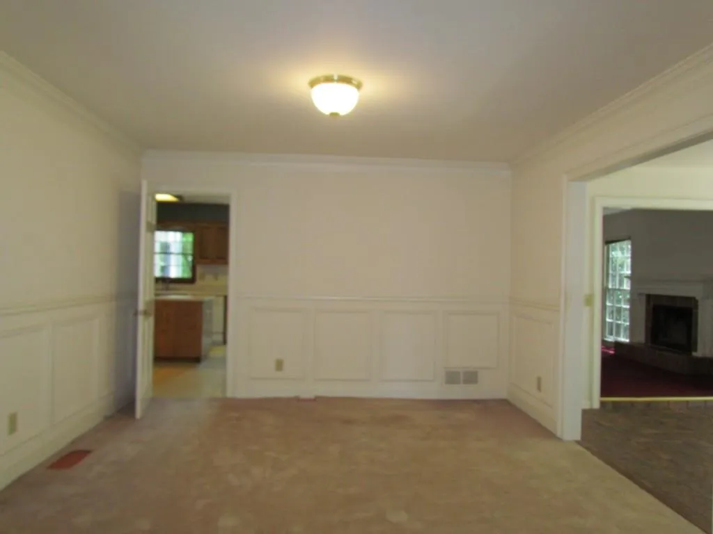 7600 Hunters Woods Drive, Sandy Springs, Georgia 30350, 4 Bedrooms Bedrooms, ,3 BathroomsBathrooms,Residential,Sold,7600 Hunters Woods Drive,5729669